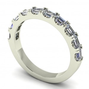 Diamond Emerald Anniversary Ring 0.70Ctw