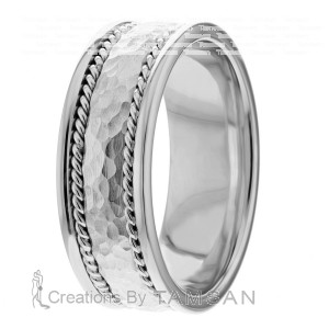 Hammered Wedding Ring HM7026