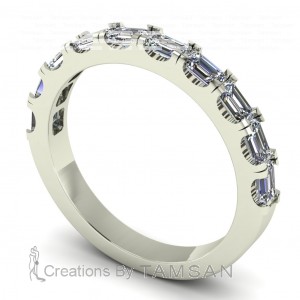 Diamond Emerald Anniversary Ring 0.70Ctw