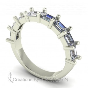 Diamond Emerald Anniversary Ring 0.80Ctw